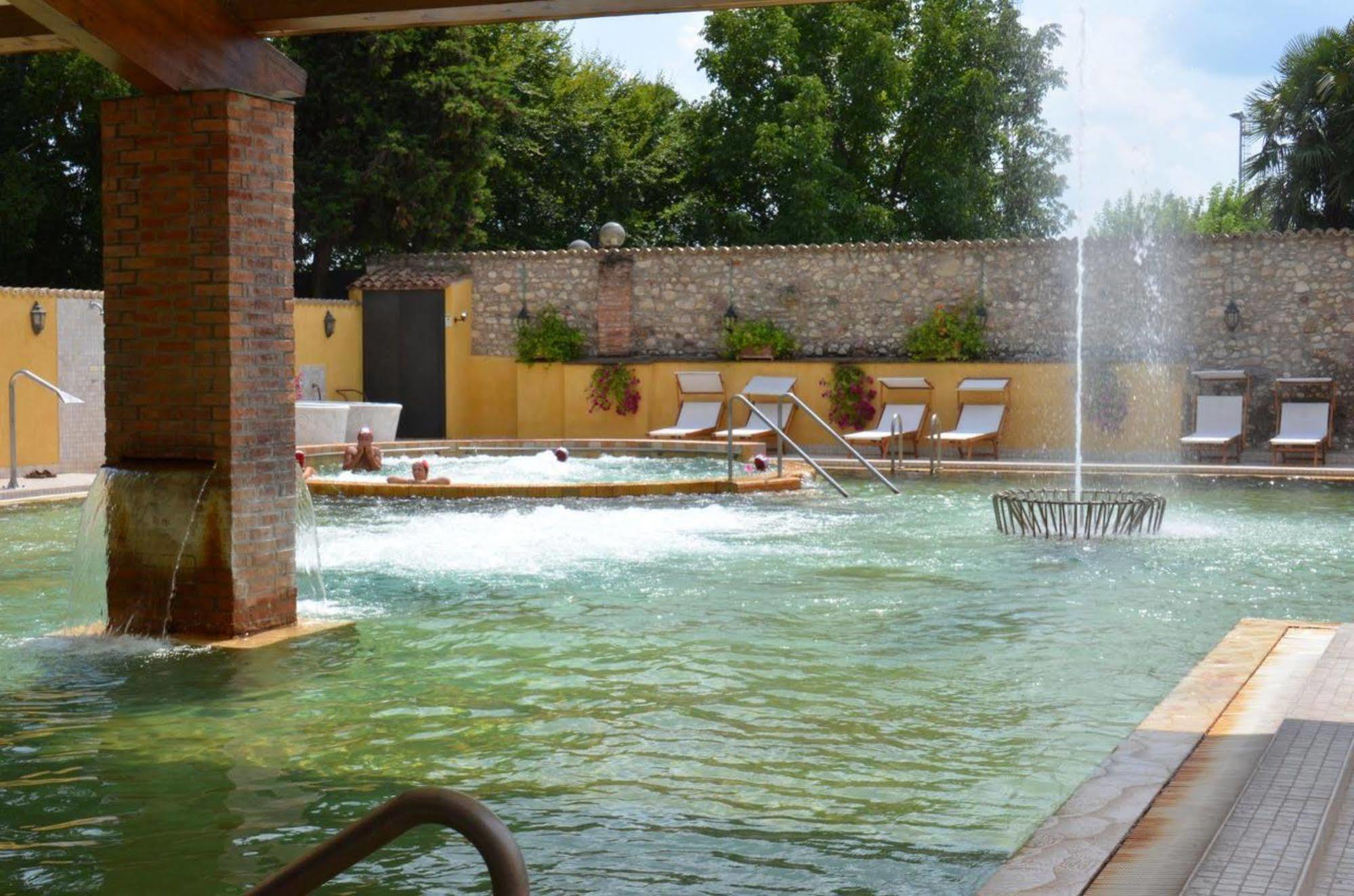 Hotel Parco Termale Di Dei Cedri